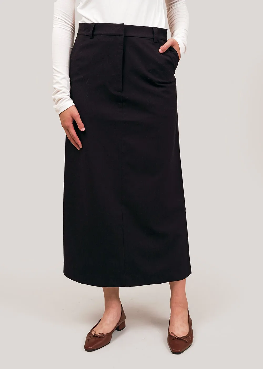 Black Wool Blend Midi Skirt: Wool Blend Black Skirt, Mid-length, SEO-friendly.