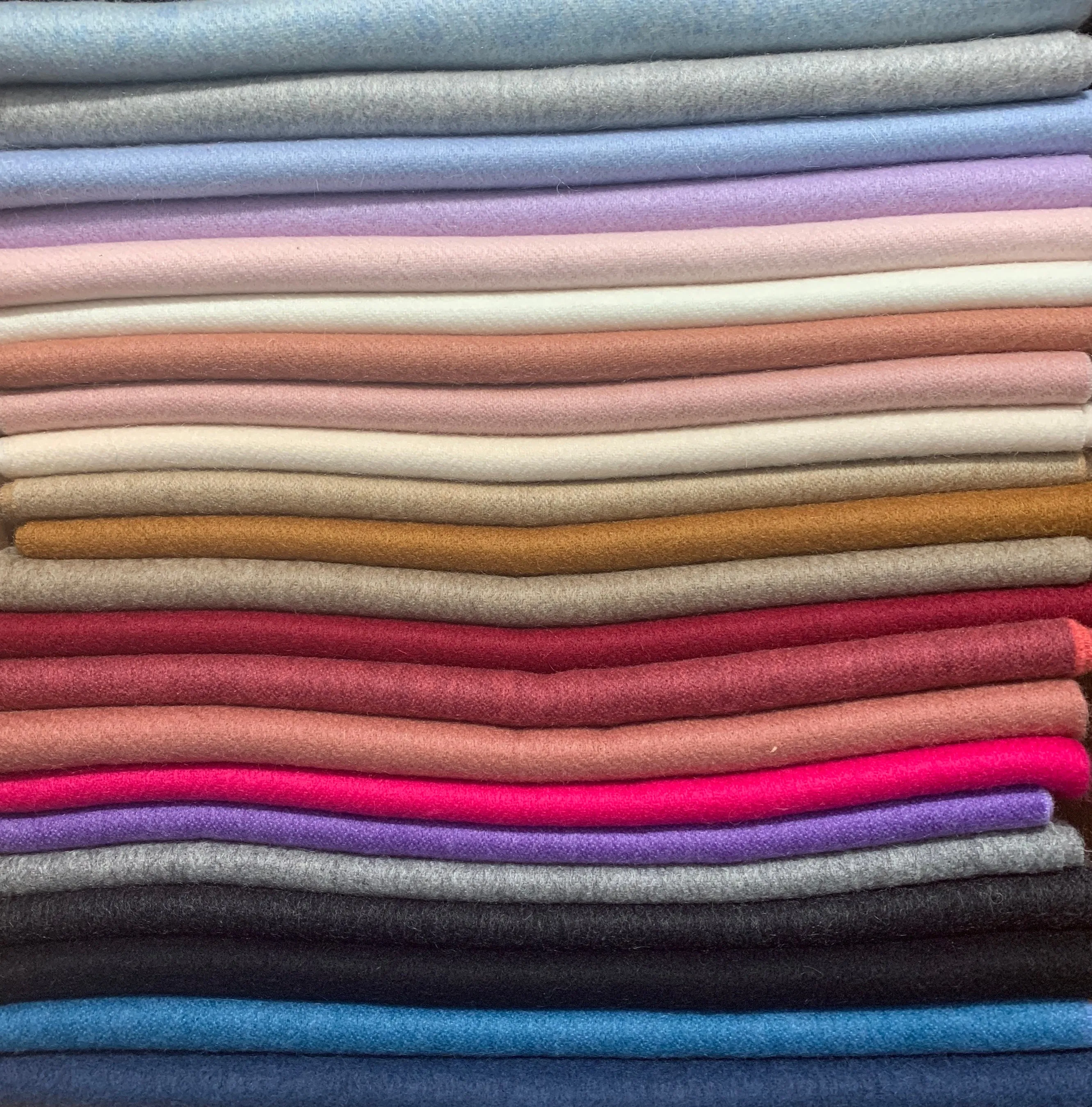 Cashmere Scarf for University Students