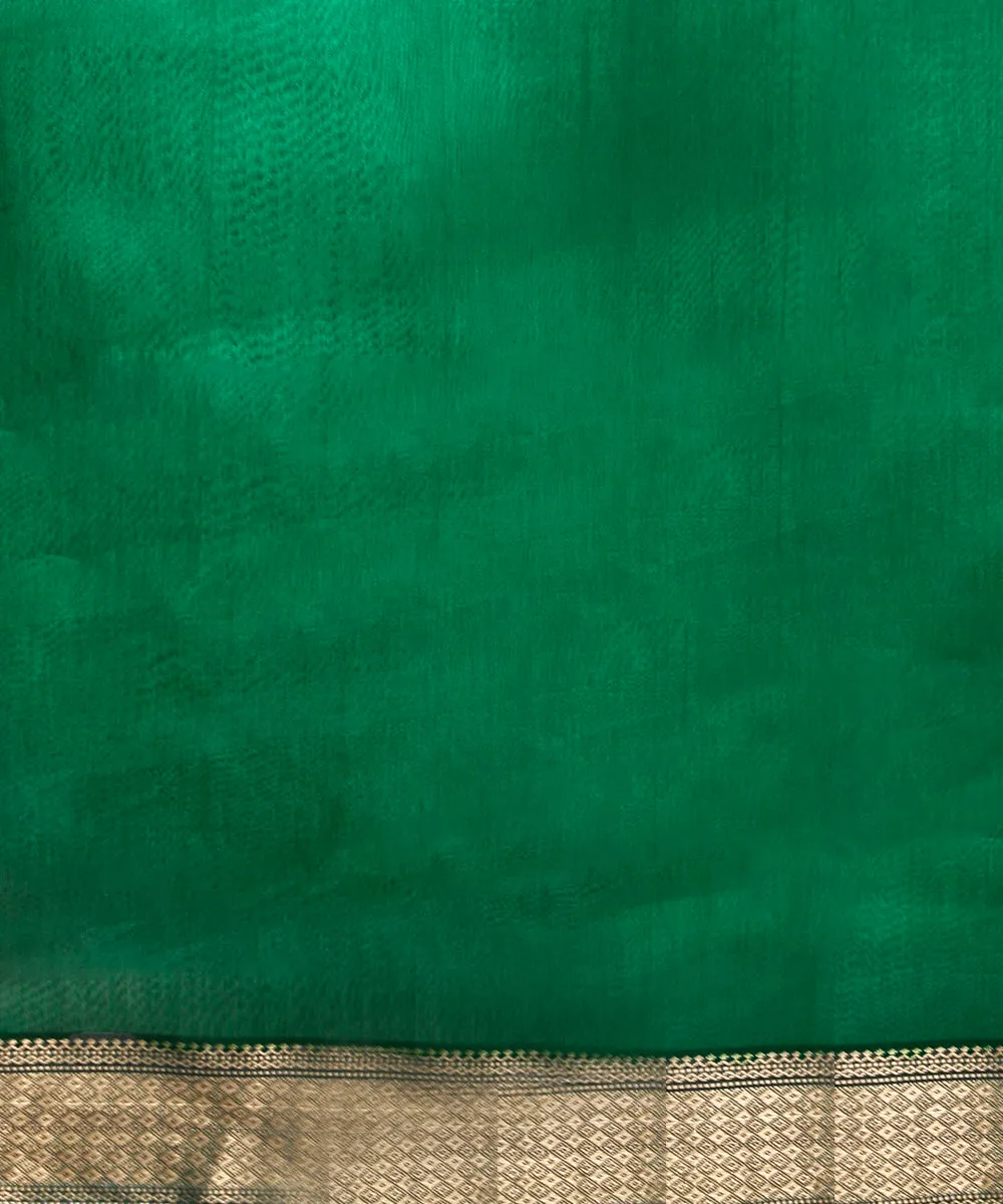 Dark Green Handloom Pure Cotton Maheshwari Saree With Gold Zari Border