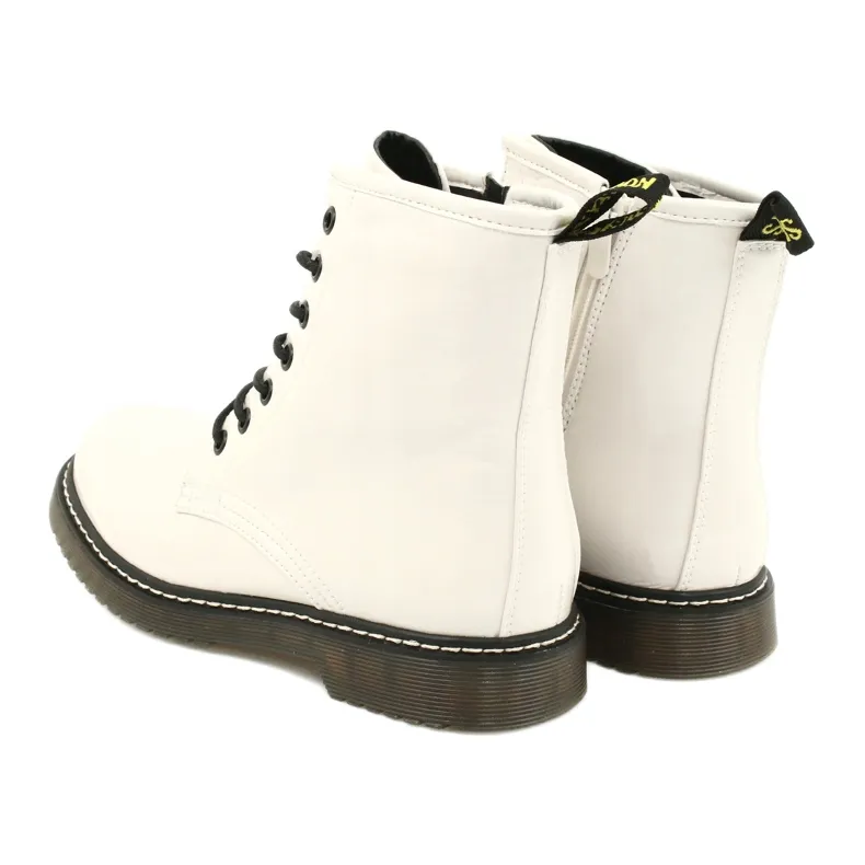 Evento Lacquered White Boots 20BT35-3001 White black