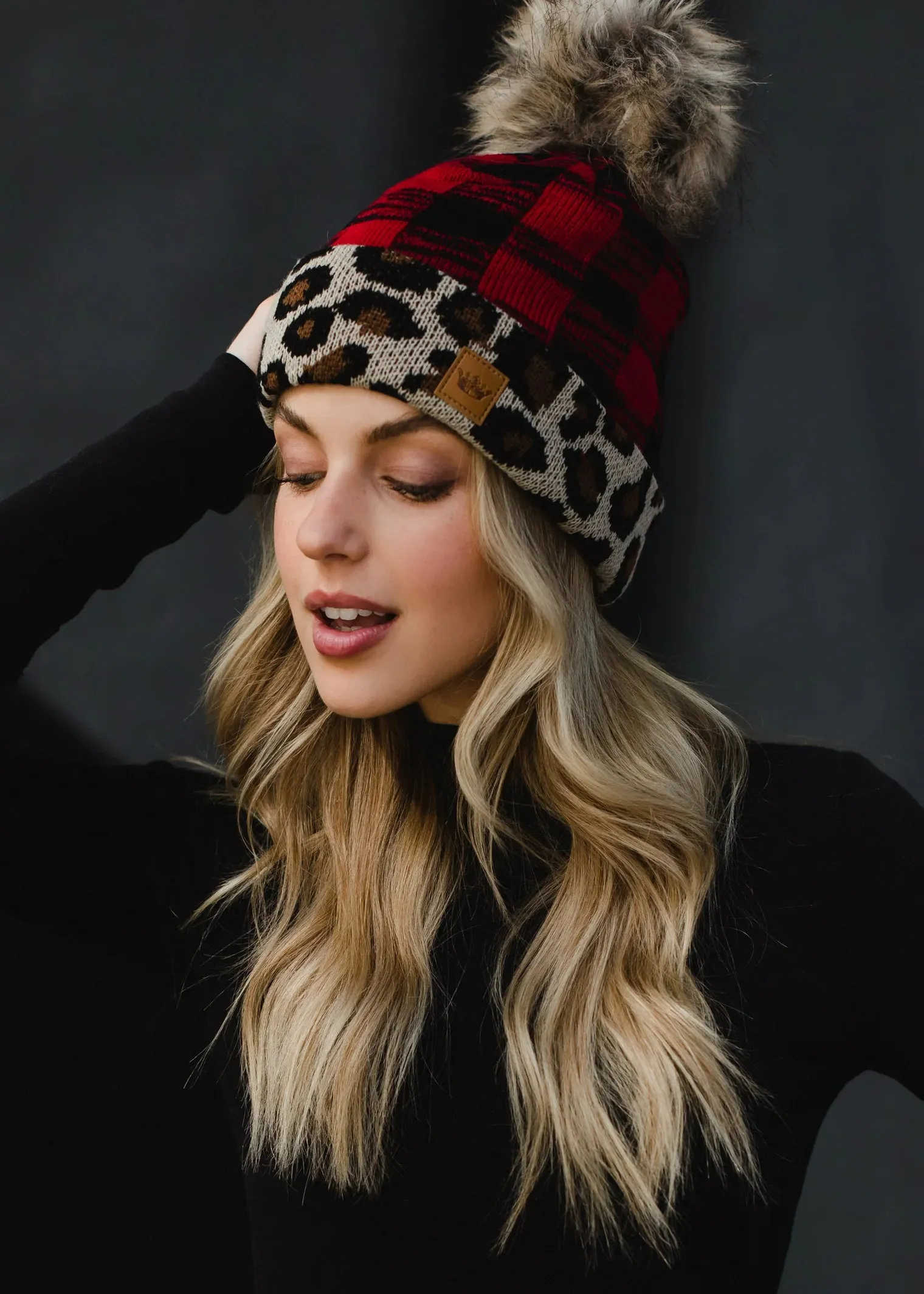 Fleece Pom Beanie with Lining