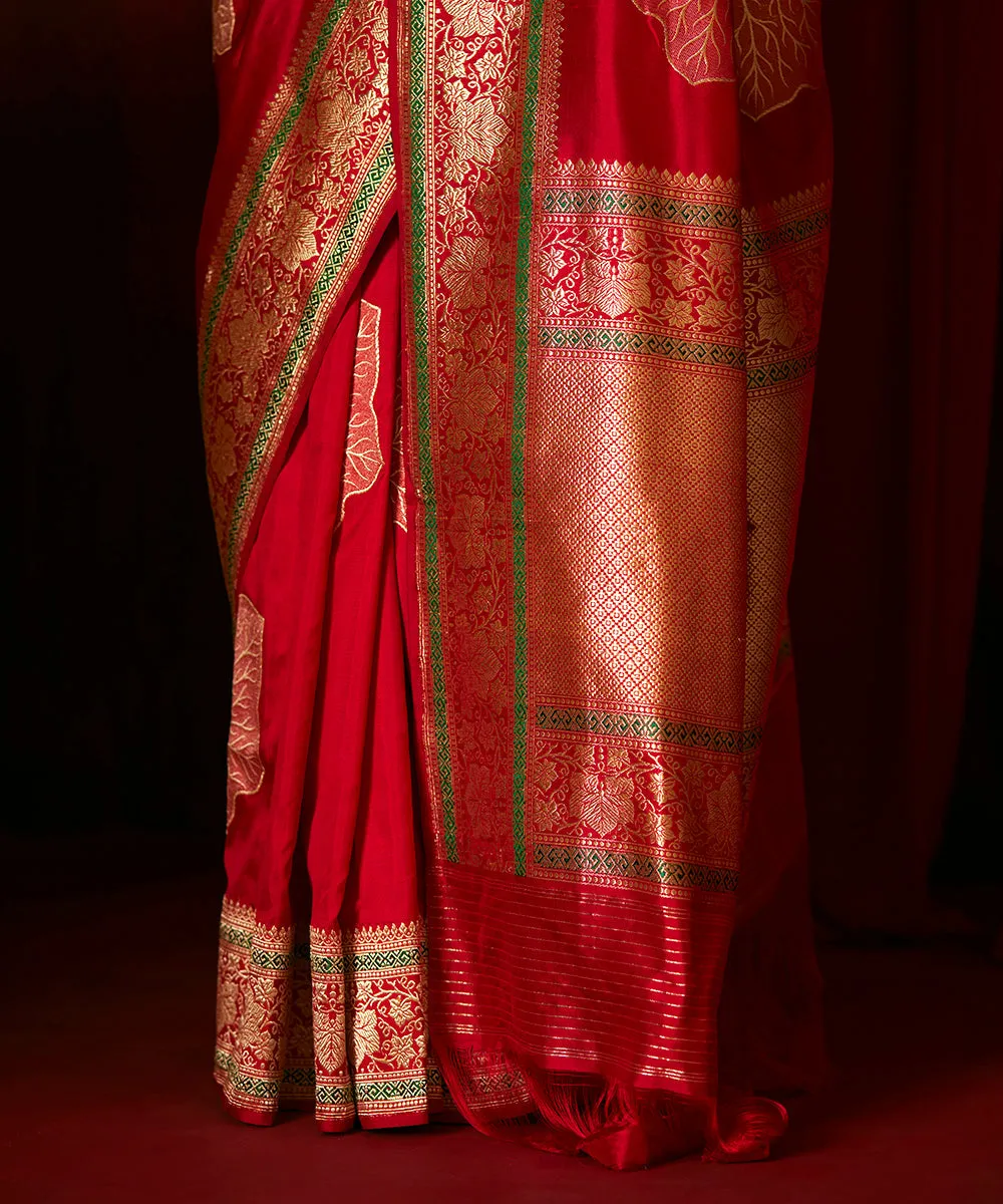 Handloom Red Pure Katan Silk Banarasi Saree With Nenua Leaf Motifs And Meenakari Border