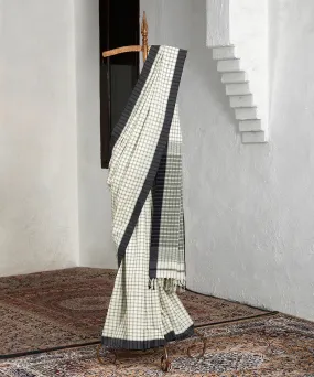 Handloom White And Grey Checks Pure Cotton Maheshwari Saree With Grey Border