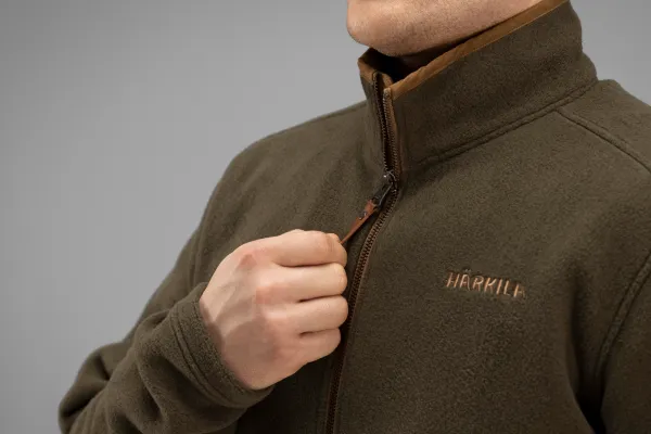 Harkila Sandhem Fleece 1/4 Zip is a popular and highly sought-after fleece jacket.