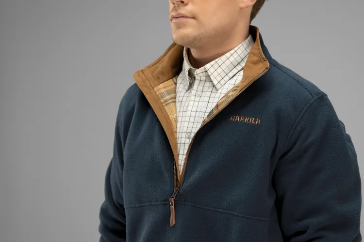 Harkila Sandhem Fleece 1/4 Zip is a popular and highly sought-after fleece jacket.