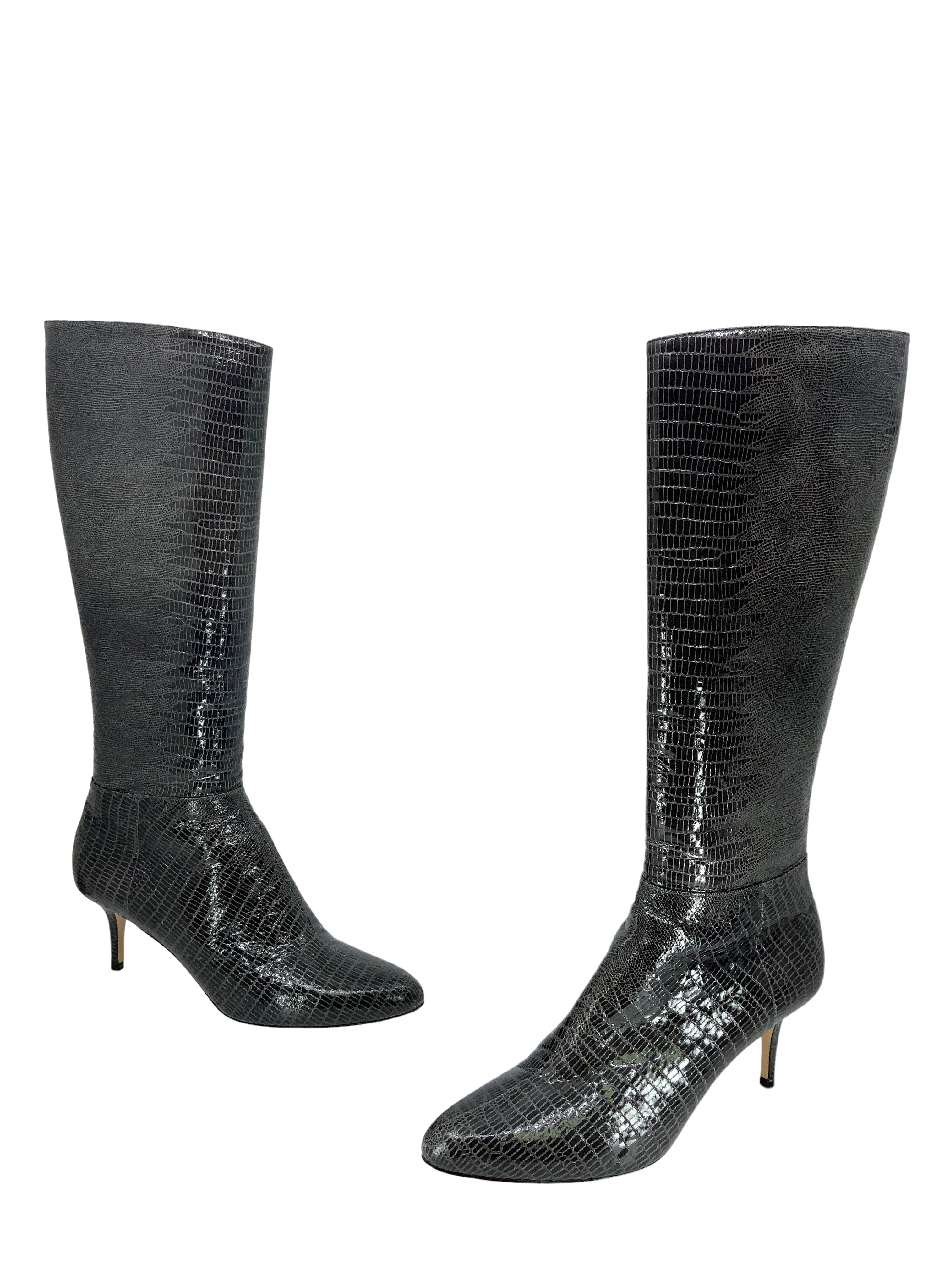 Jimmy Choo Snakeskin Knee-High Boots Size 11 Result: Jimmy Choo snakeskin knee-high boots in size 11.