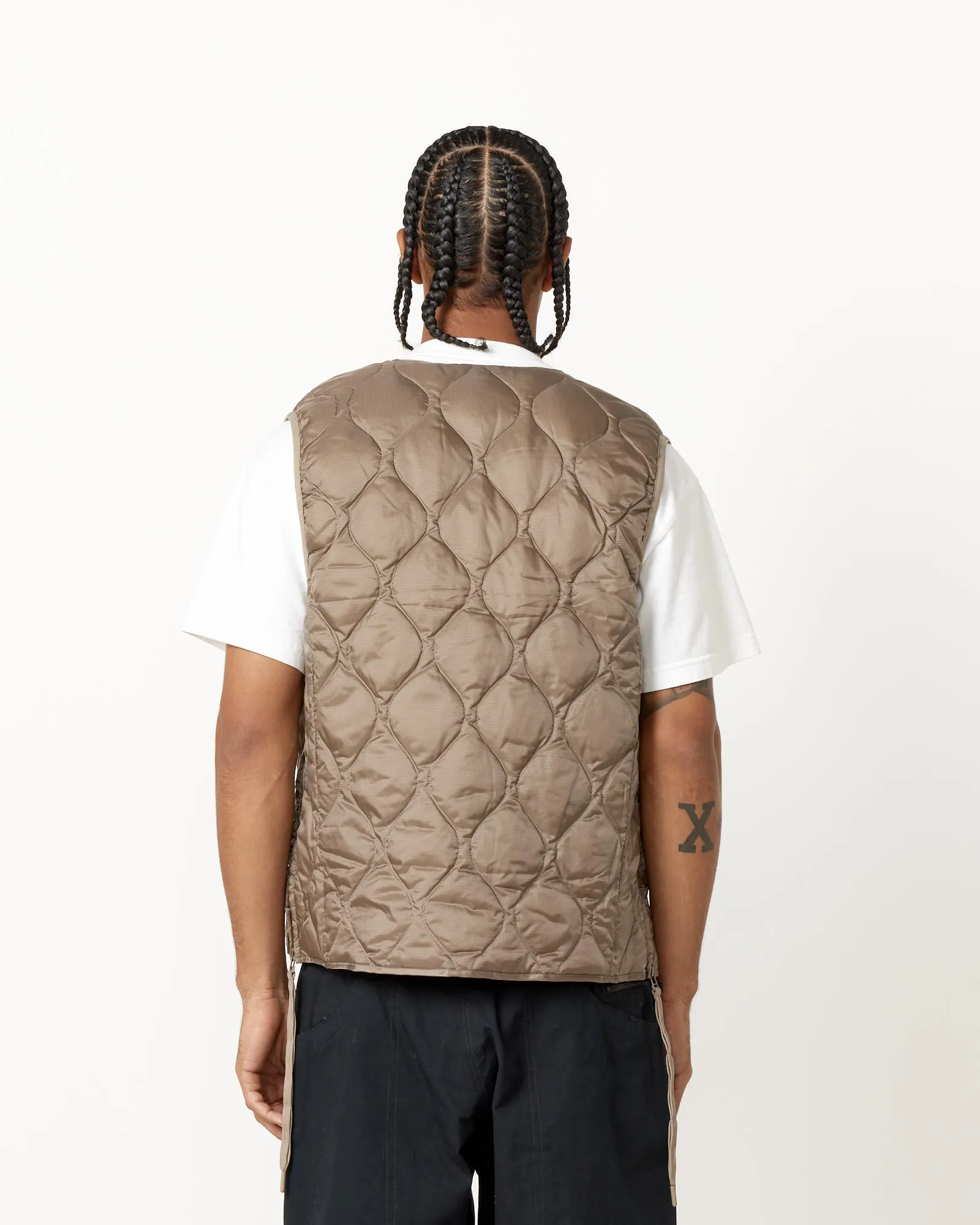 Lightweight Down Vest for Traveling