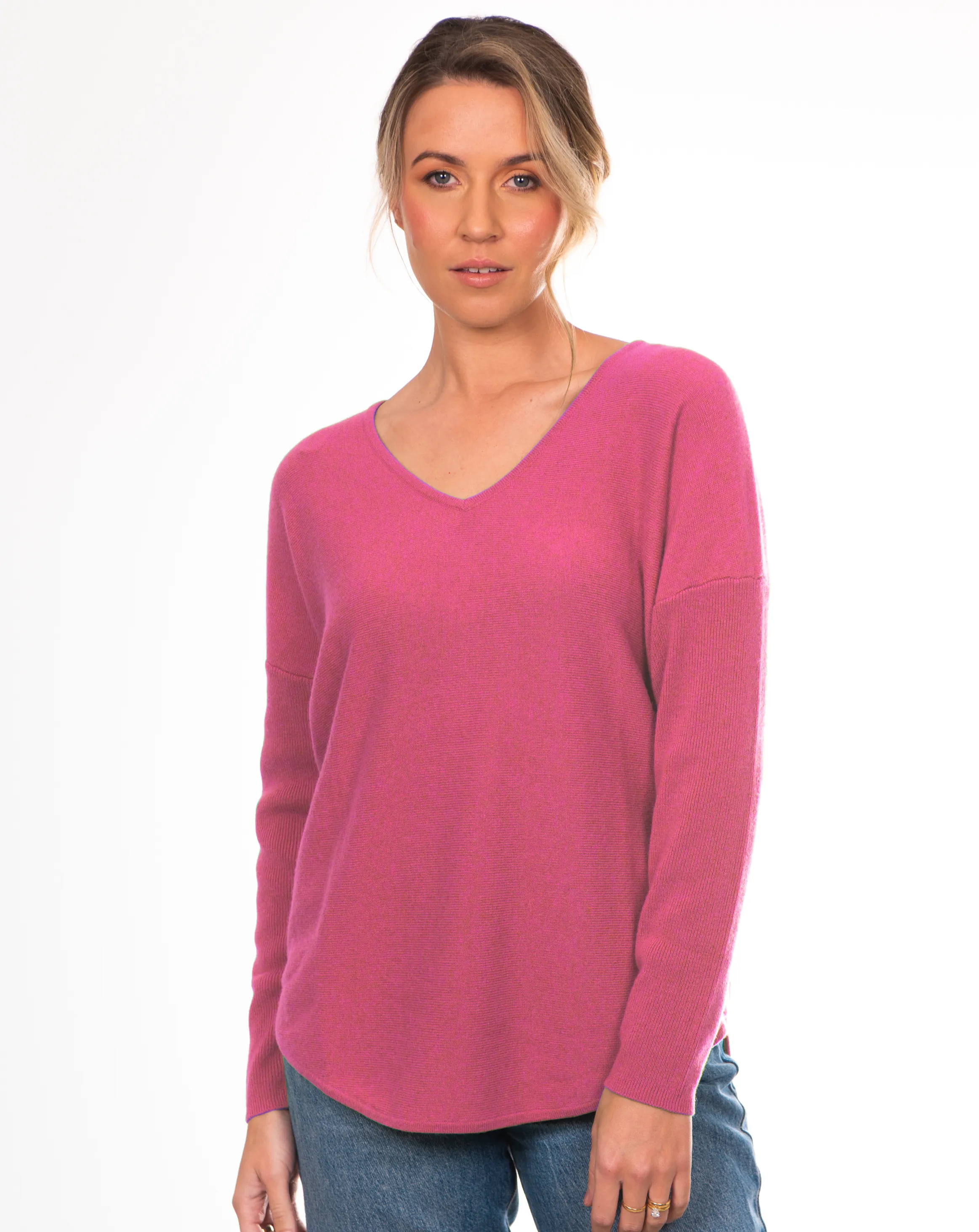 Slim Fit Curved Hem V Neck Sweater