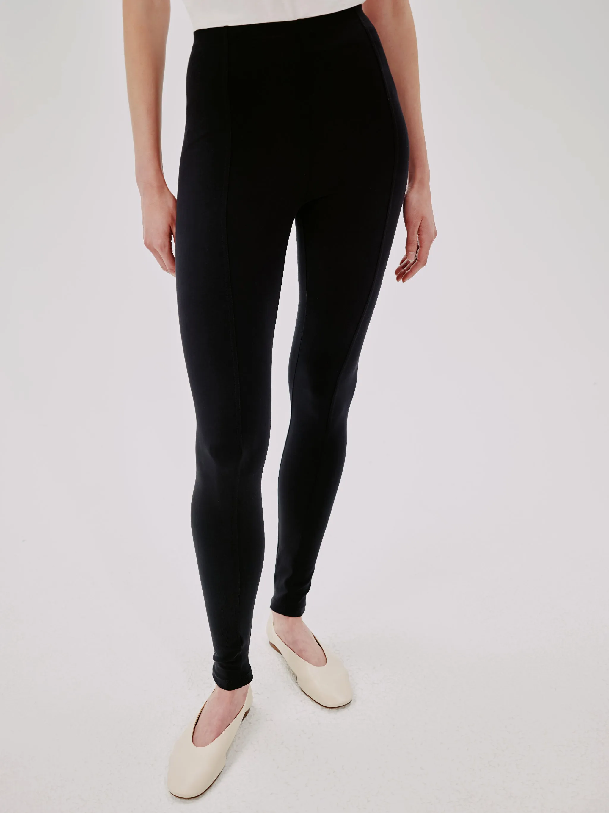 Stretchy Legging with Stitched Seams