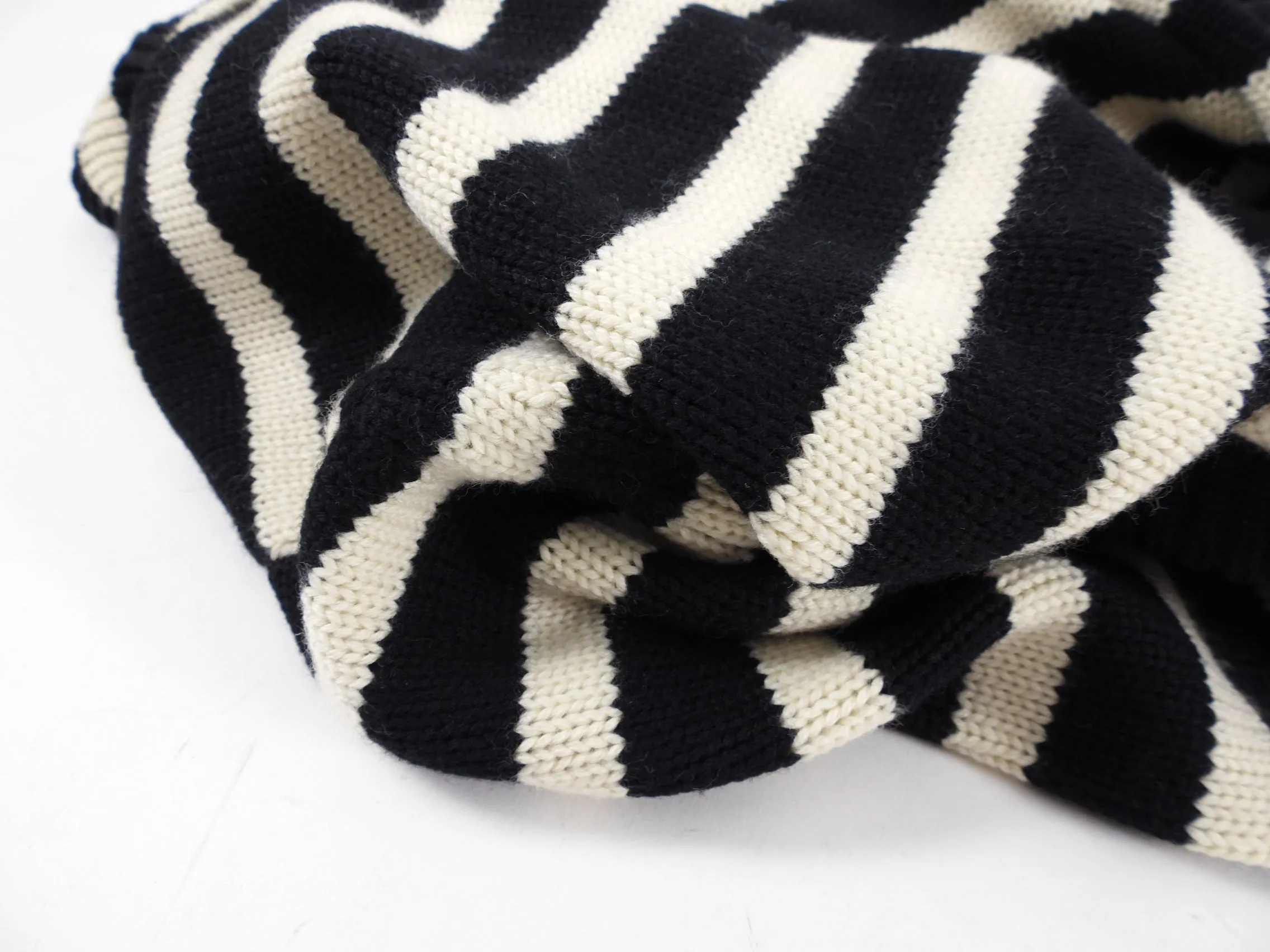 Toteme Signature Stripe Turtleneck Black Ivory XS/S