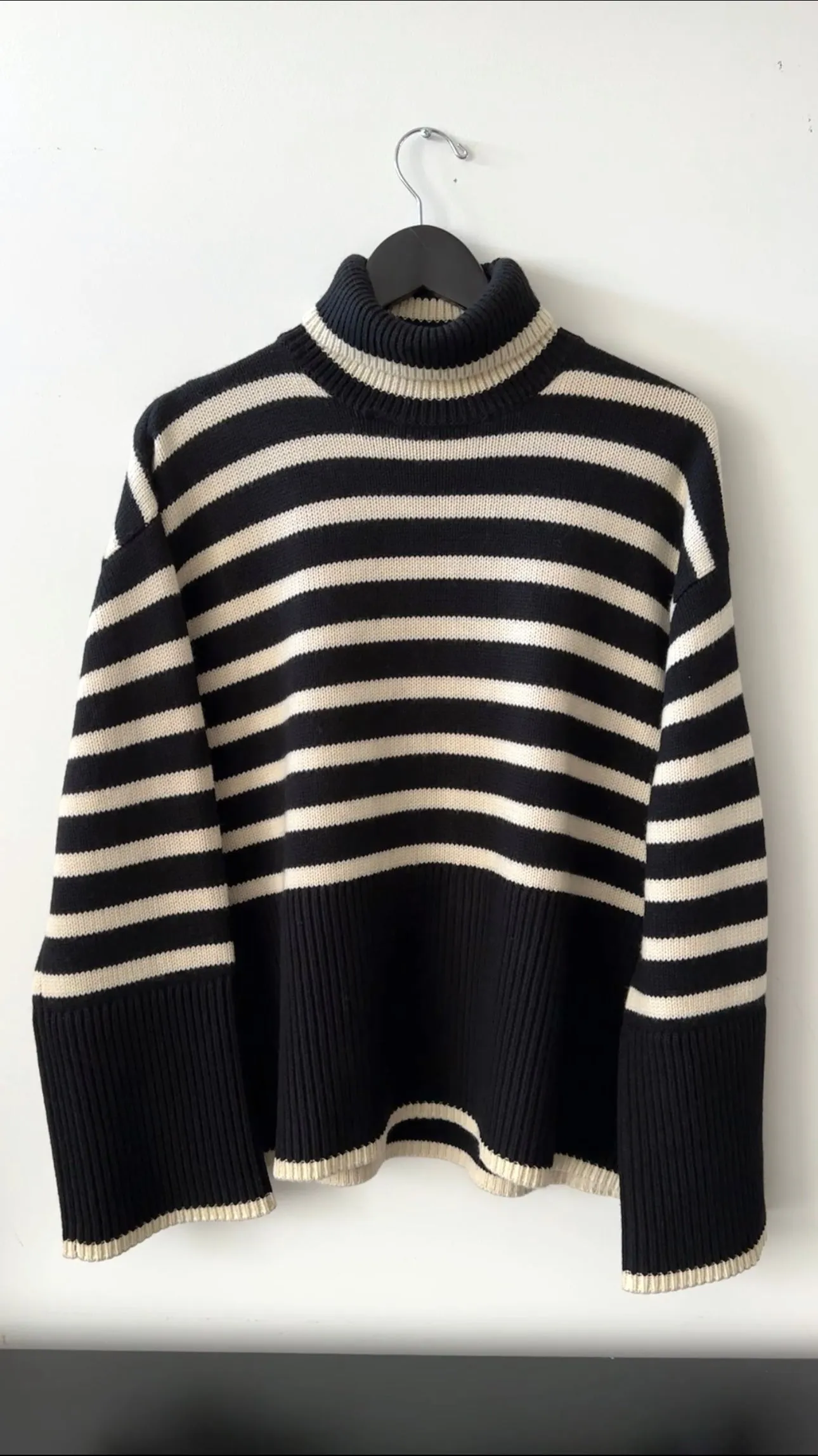 Toteme Signature Stripe Turtleneck Black Ivory XS/S